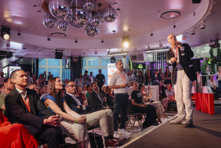Startup conventions UNLEASH & Knowledge Move